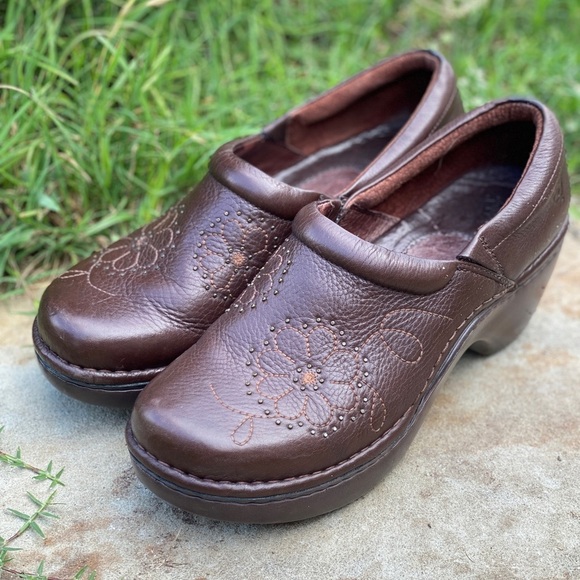 Ariat western slip on clogs mules 9.5 B floral stitching supportive comfort - Picture 1 of 11